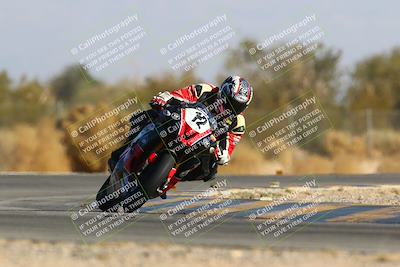 media/Jan-14-2024-SoCal Trackdays (Sun) [[2e55ec21a6]]/Turn 2 (1025am)/